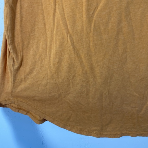 Moosejaw V-neck Oversized T-shirt - Picture 7 of 7